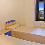 玛居可中庭广场公寓