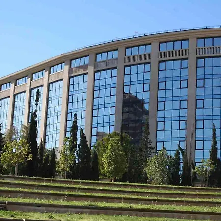 Magic Atrium Plaza *