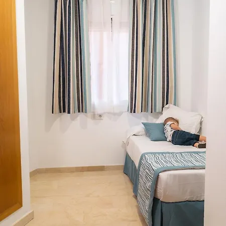 Magic Atrium Plaza Appartement