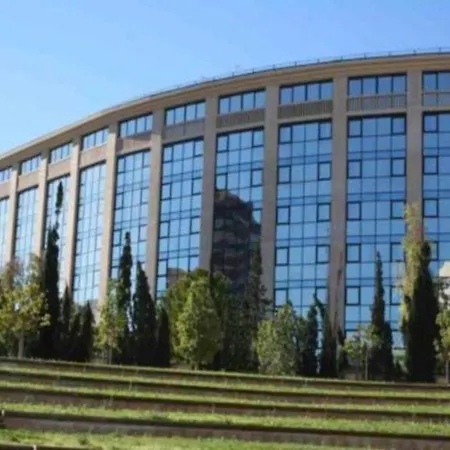 Magic Atrium Plaza Appartement *