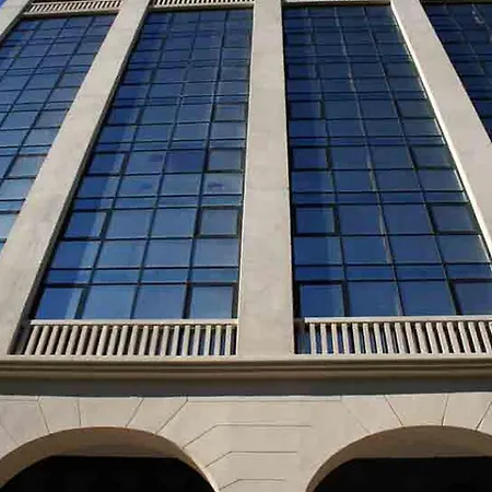 Magic Atrium Plaza Appartement